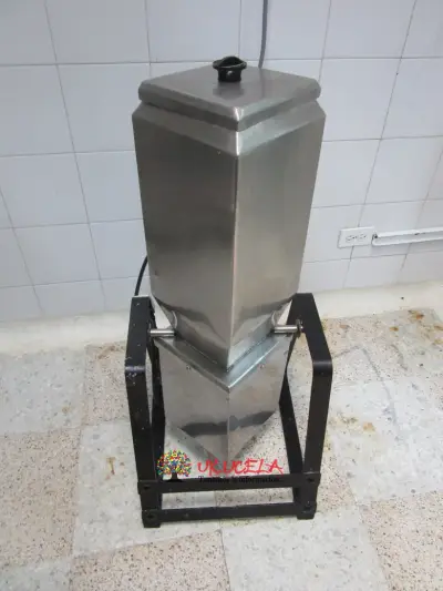VENDO LICUADORA INDUSTRIAL