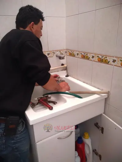 plomeros en zipaquira 3193512613 llame ya