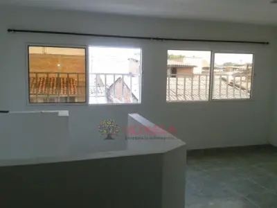 ARRIENDO APTO 3 PISO