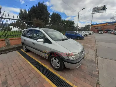 ALQUILO CAMIONETA