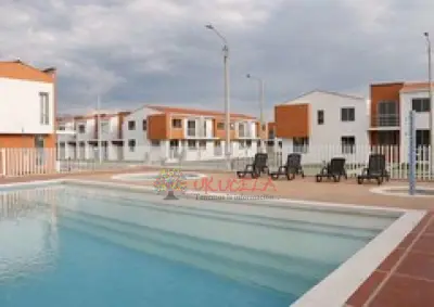 Se vende hermosa casa en  CERRITOS  EN PEREIRA