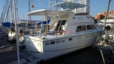 VENDO BELLÍSIMO YATE