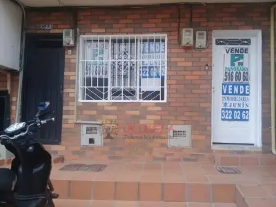 VENDO HERMOSA CASA EN ARANJUEZ MEDELLIN