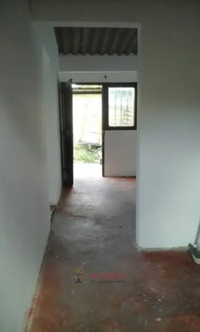 SE VENDE CASA EN EL SUR DE ARMENIA SECTOR ZULDEMAYDA.