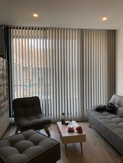 Cortinas persianas y muebles para exterior
