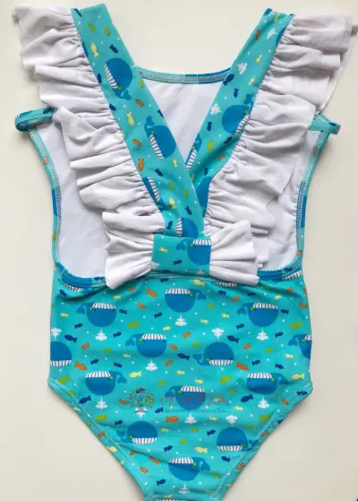 Vestido de baño para niña