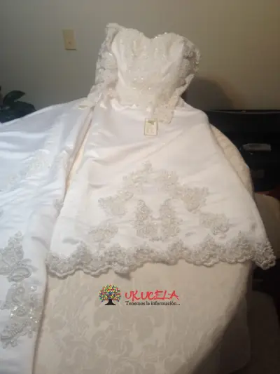 LINDO VESTIDO PARA NOVIA NUEVO